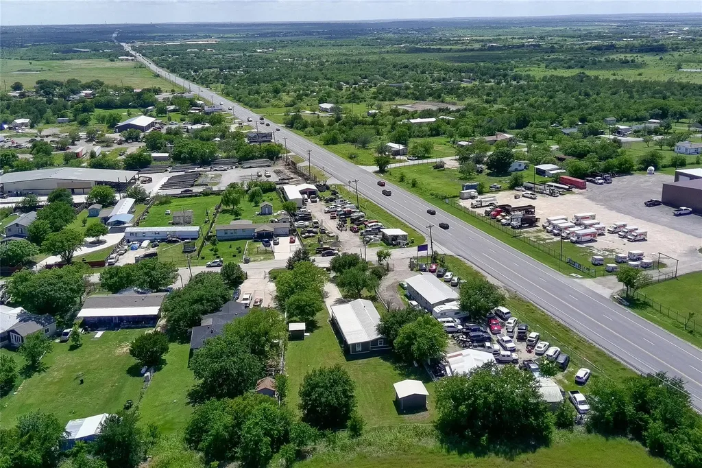 22 Niederwald Drive Kyle TX 78640