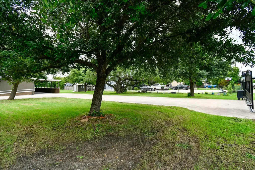 22 Niederwald Drive Kyle TX 78640