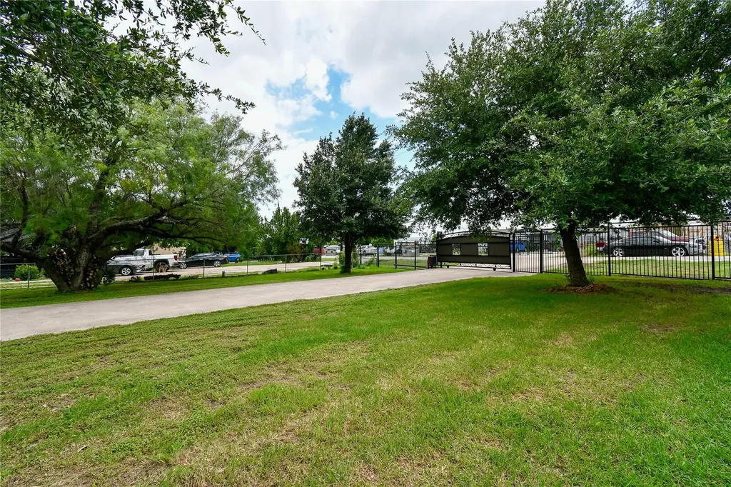 22 Niederwald Drive Kyle TX 78640