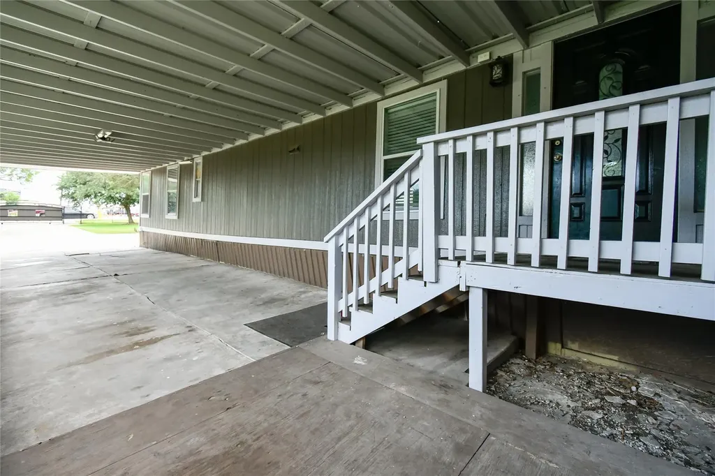 22 Niederwald Drive Kyle TX 78640