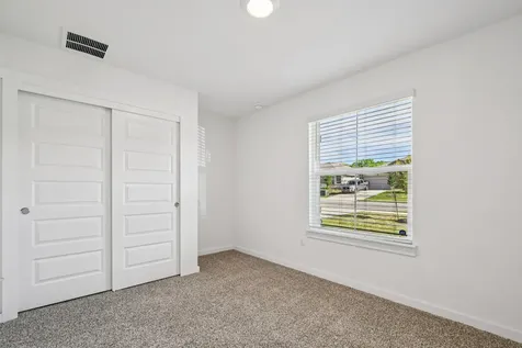 504 Elm Creek Drive Hutto TX 78634