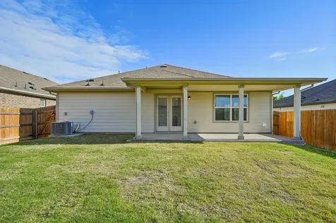 504 Elm Creek Drive Hutto TX 78634