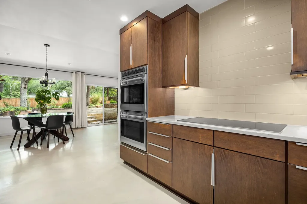12907 Springvale Drive Austin TX 78729