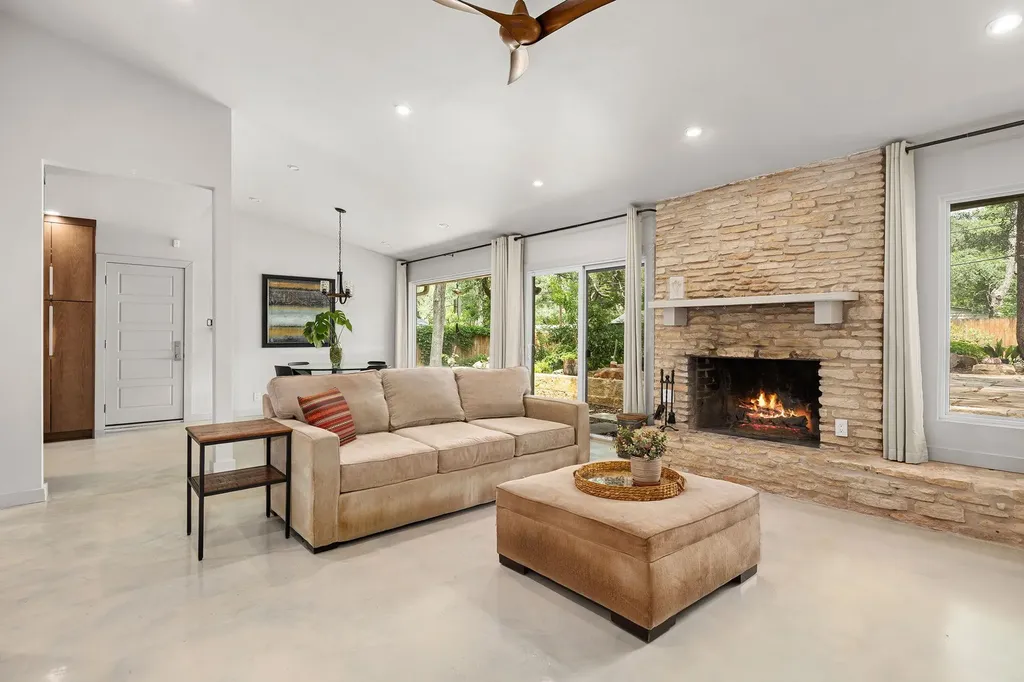 12907 Springvale Drive Austin TX 78729