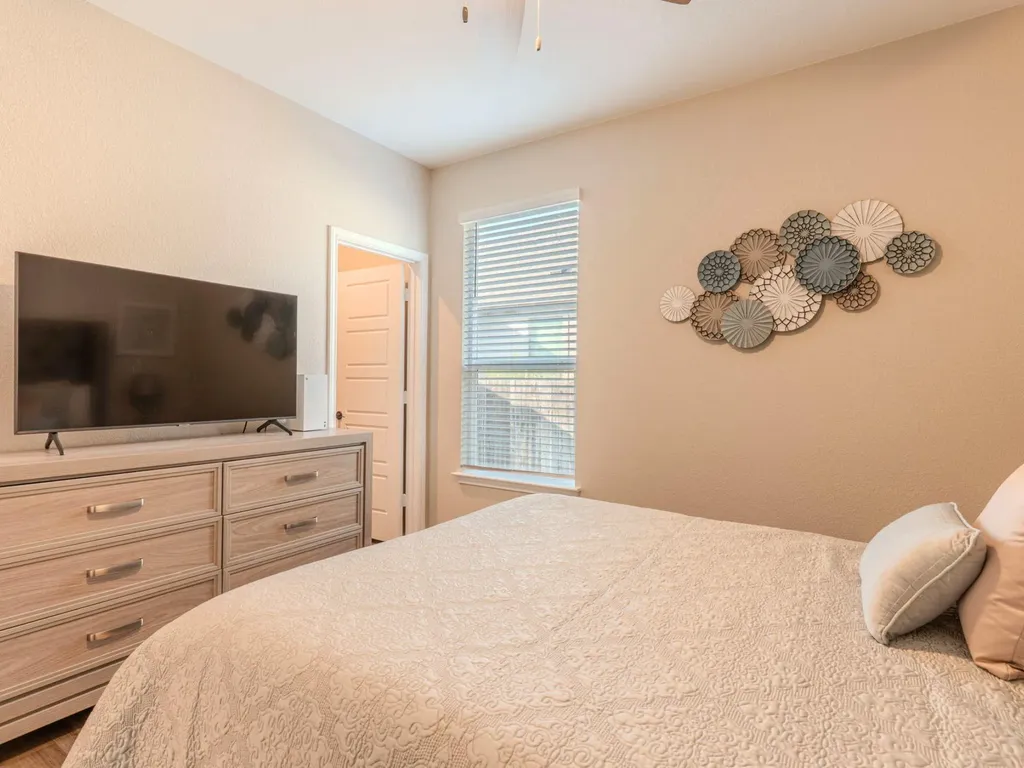 100 Kennicott Drive Kyle TX 78640