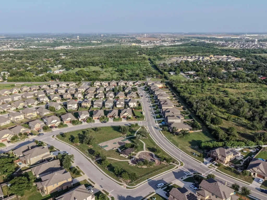 100 Kennicott Drive Kyle TX 78640