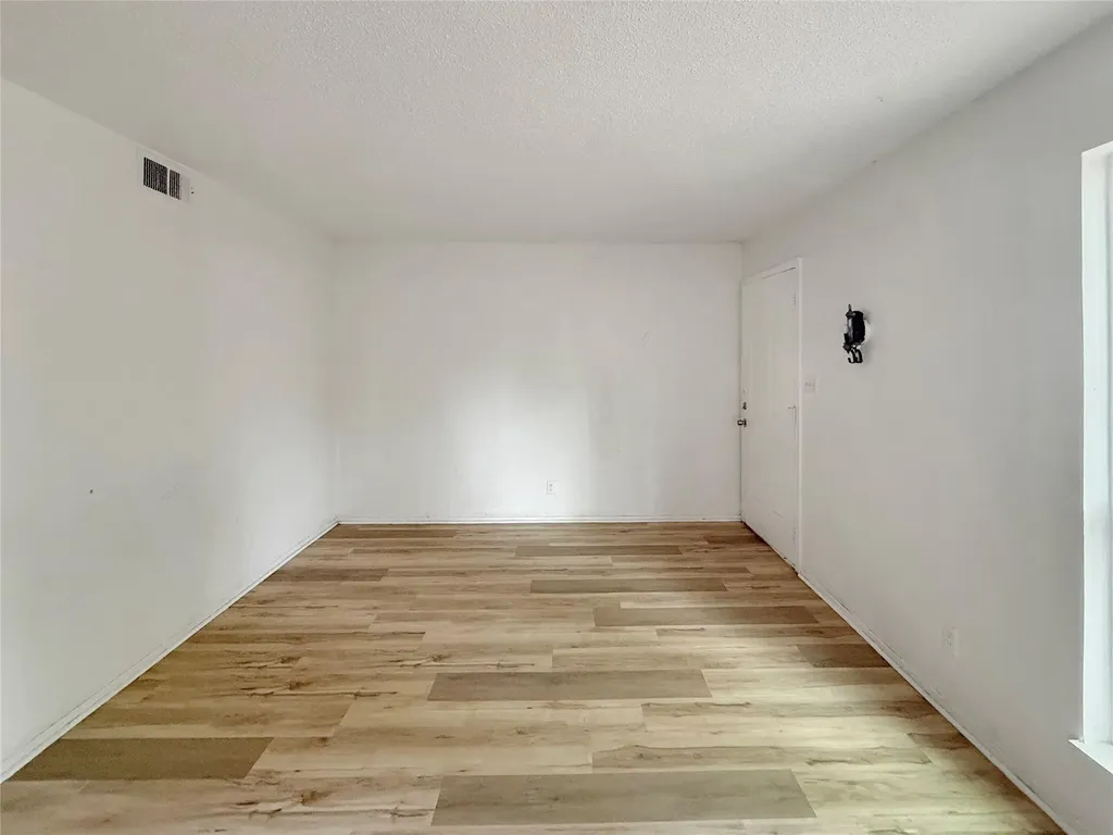 8611 Putnam Drive Austin TX 78757