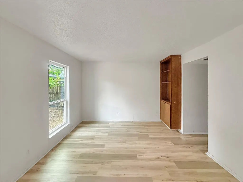 8611 Putnam Drive Austin TX 78757