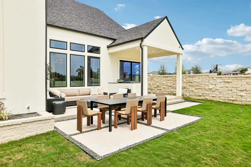 122 Christian Springs Drive Kyle TX 78640