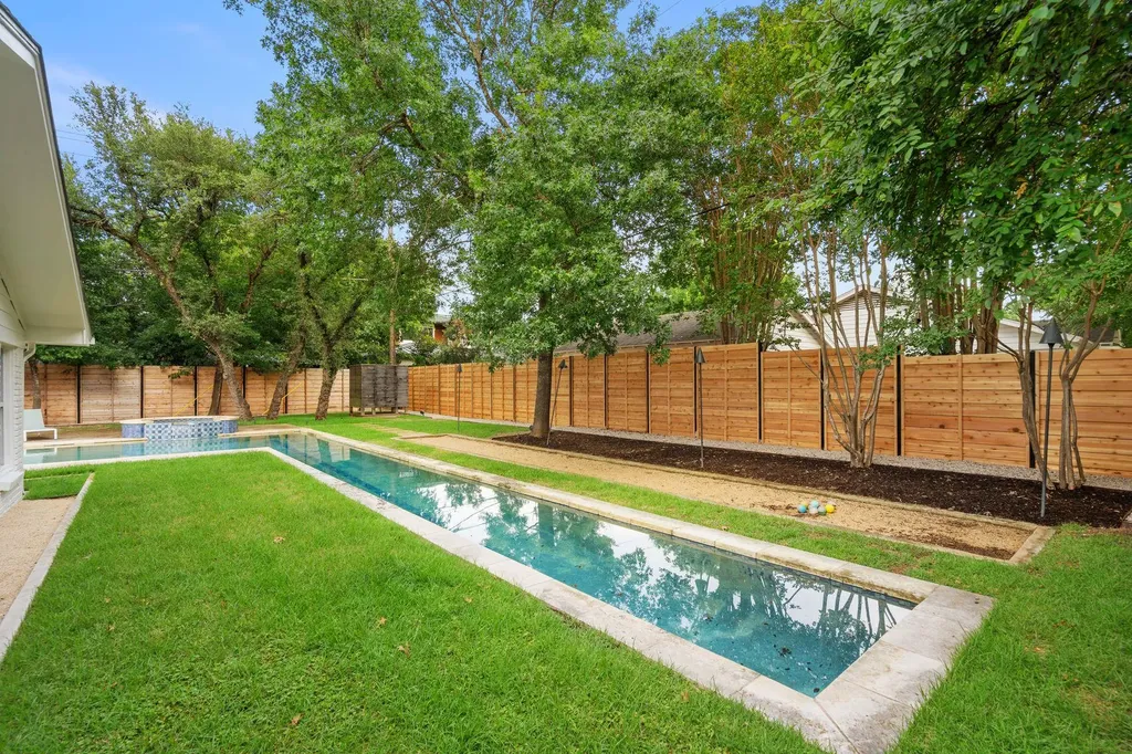 6905 Mesa Drive Austin TX 78731