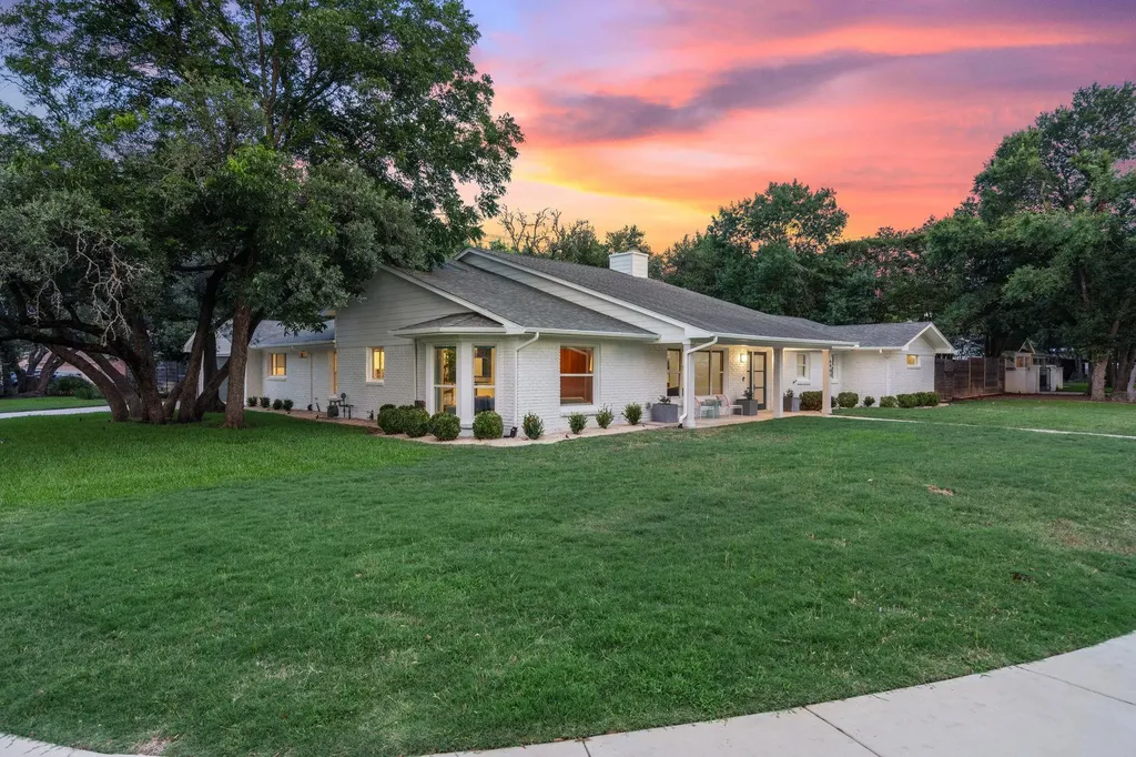 6905 Mesa Drive Austin TX 78731