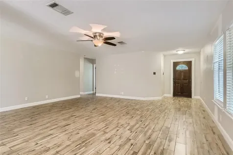 1236 Dexford Drive Austin TX 78753
