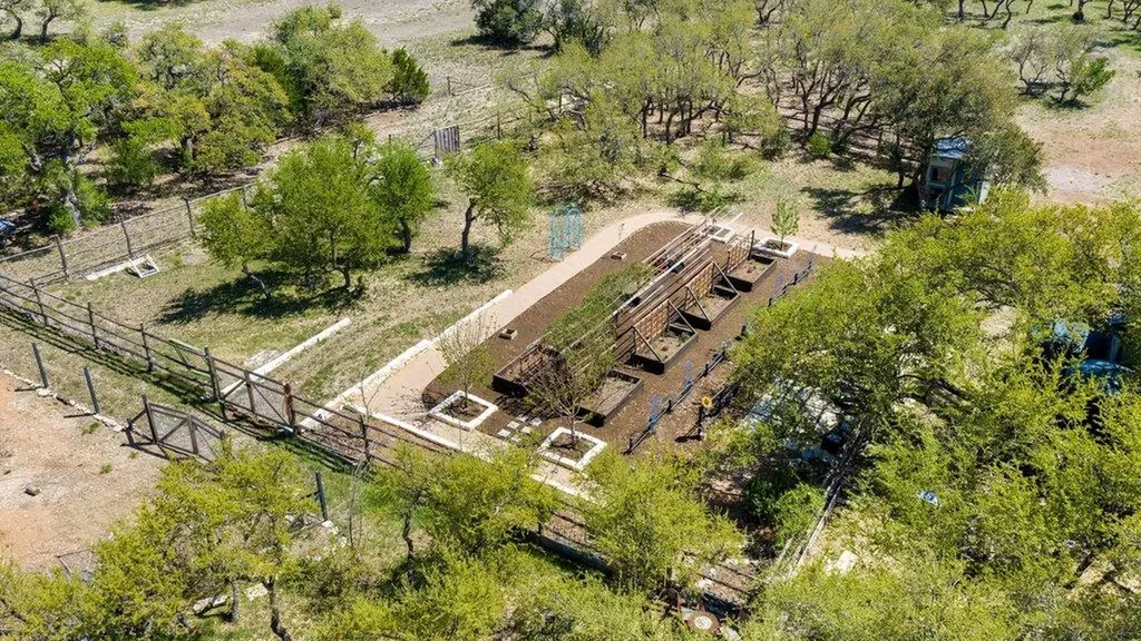 290 Sunset Ridge Dripping Springs TX 78620