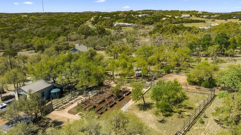 290 Sunset Ridge Dripping Springs TX 78620