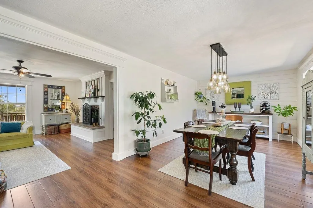 290 Sunset Ridge Dripping Springs TX 78620