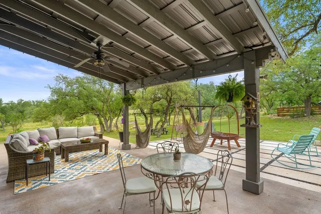 290 Sunset Ridge Dripping Springs TX 78620