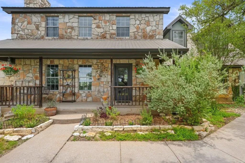 290 Sunset Ridge Dripping Springs TX 78620