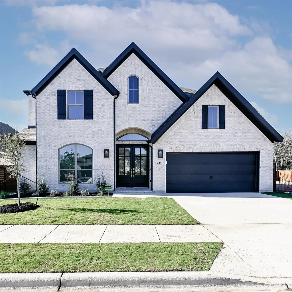241 Melody Lane Lockhart TX 78644