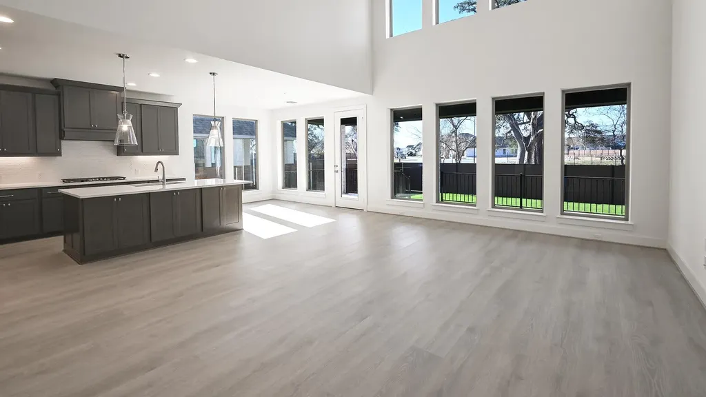 241 Melody Lane Lockhart TX 78644