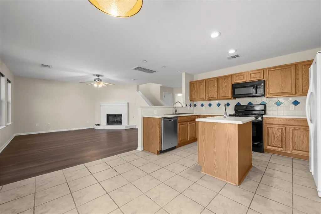 1481 Newbury Street Georgetown TX 78626
