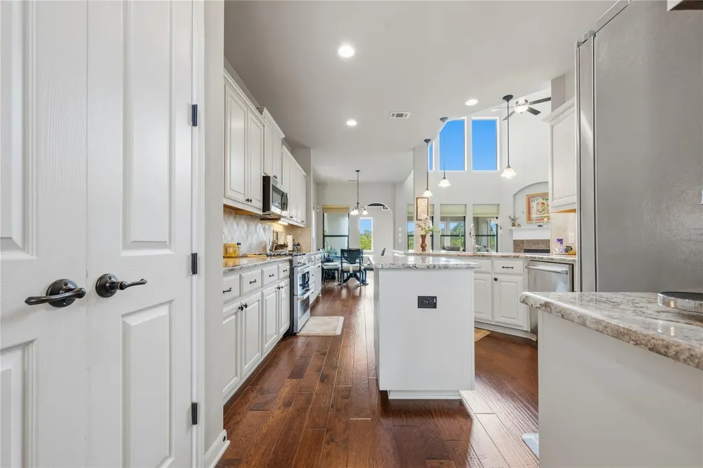 612 Cascada Lane Round Rock TX 78681
