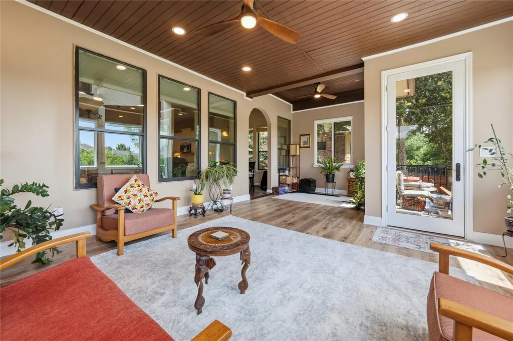 612 Cascada Lane Round Rock TX 78681