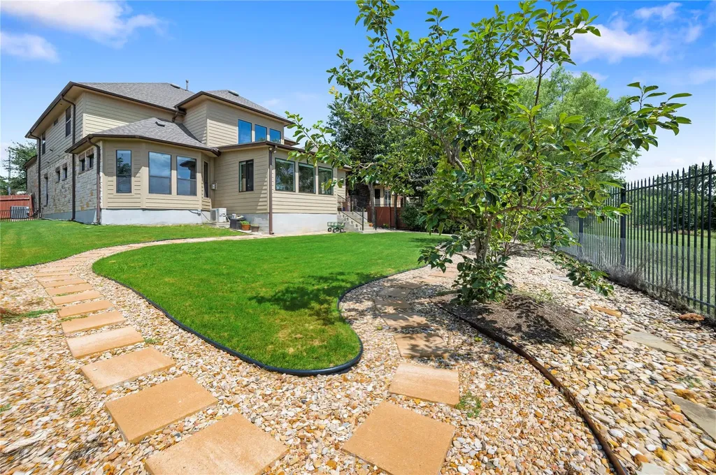 612 Cascada Lane Round Rock TX 78681