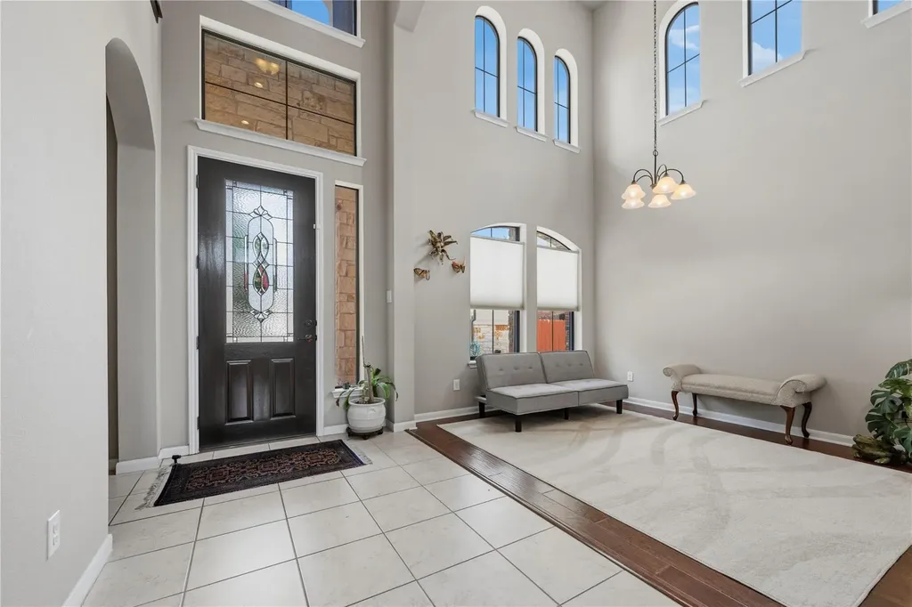 612 Cascada Lane Round Rock TX 78681