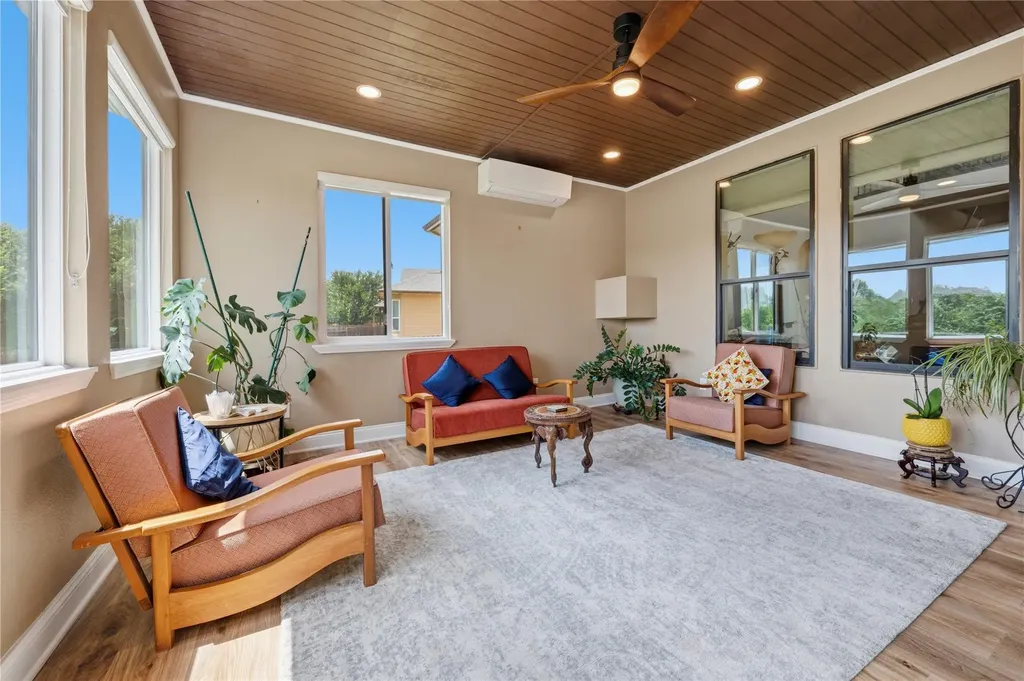 612 Cascada Lane Round Rock TX 78681