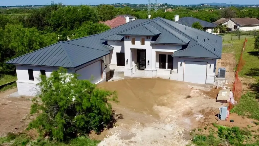 112 Winchester Horseshoe Bay TX 78657