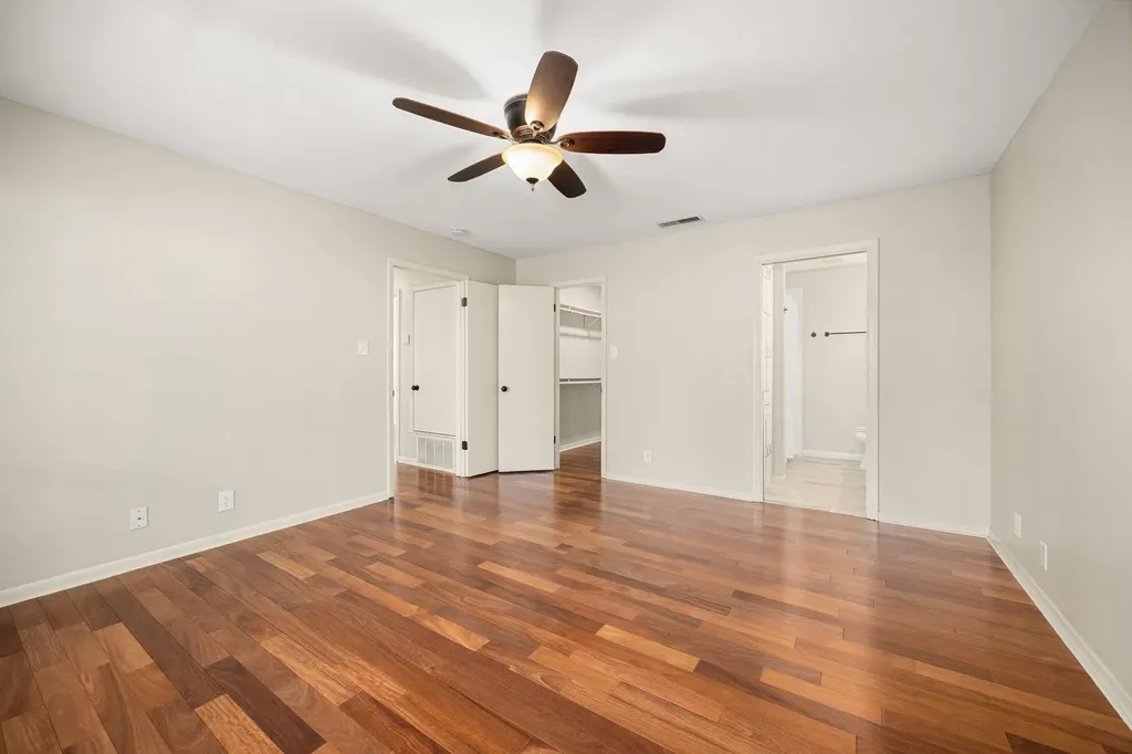 3622 Peregrine Falcon Drive Austin TX 78746