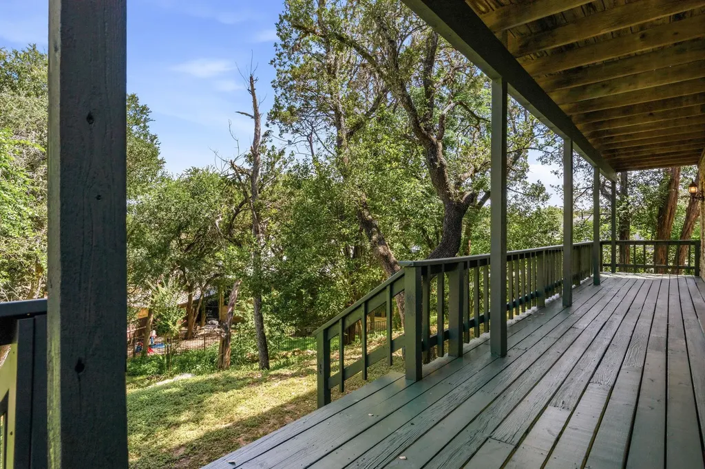 3622 Peregrine Falcon Drive Austin TX 78746