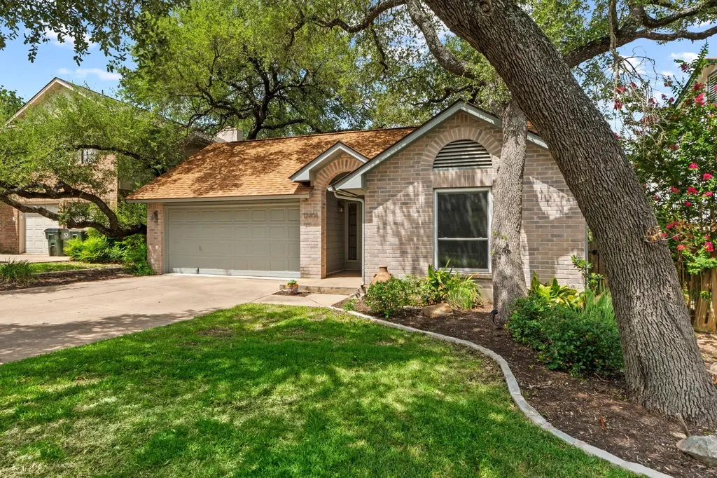 12806 Blackfoot Trail Austin TX 78729