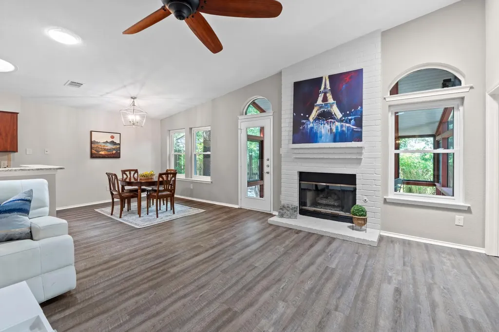 12806 Blackfoot Trail Austin TX 78729