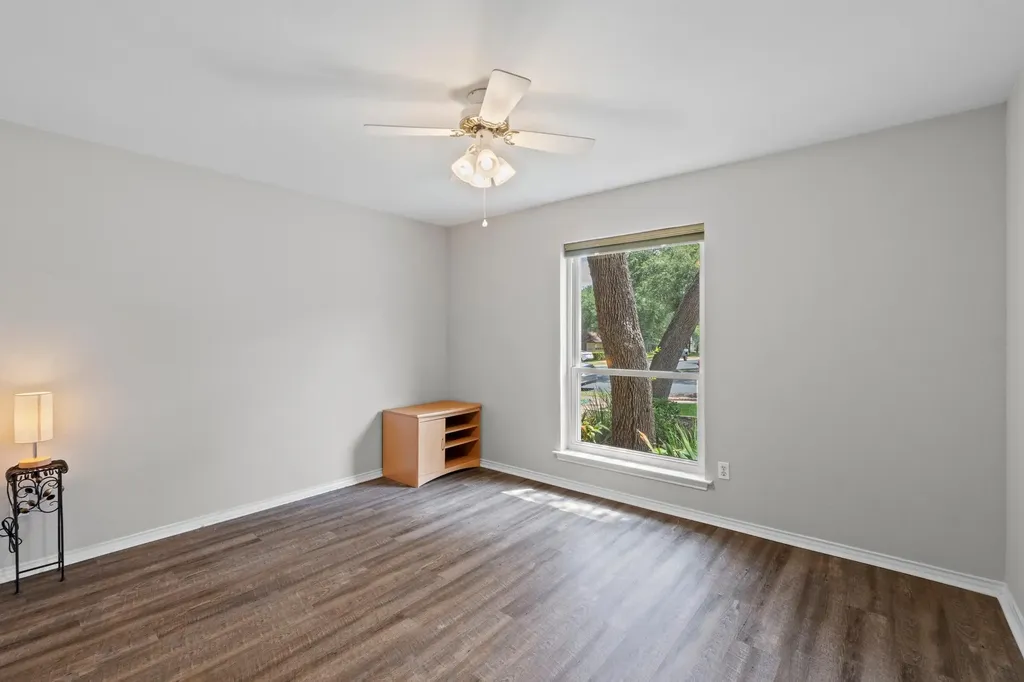 12806 Blackfoot Trail Austin TX 78729