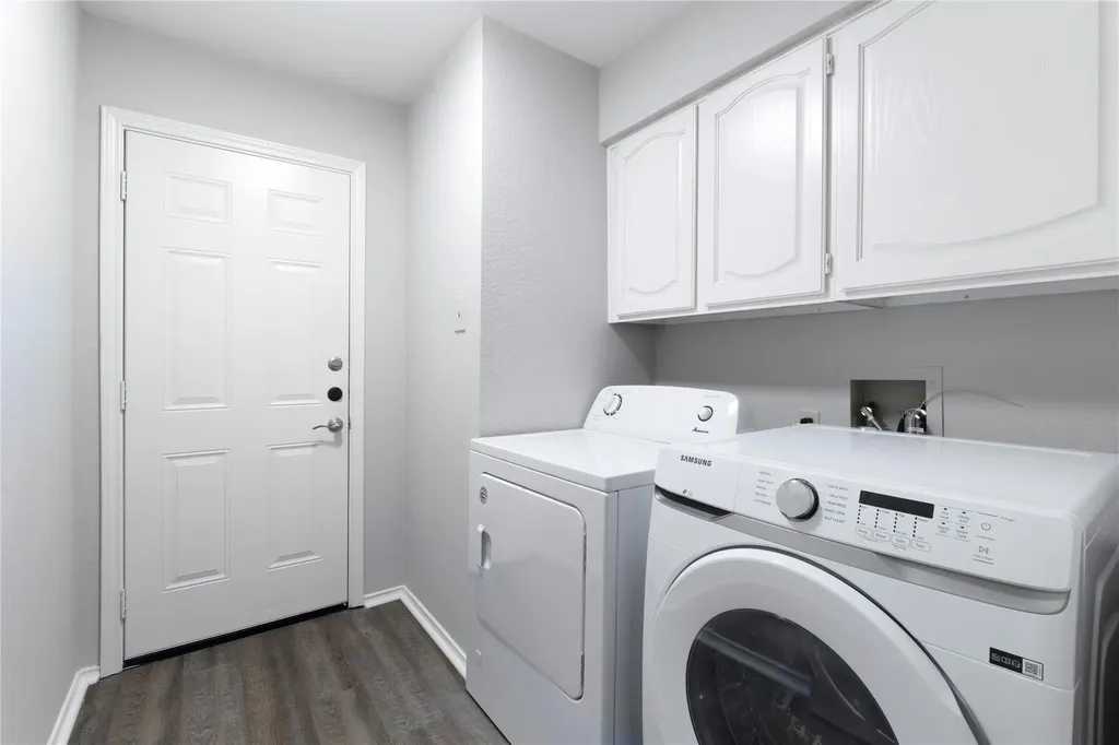 12806 Blackfoot Trail Austin TX 78729