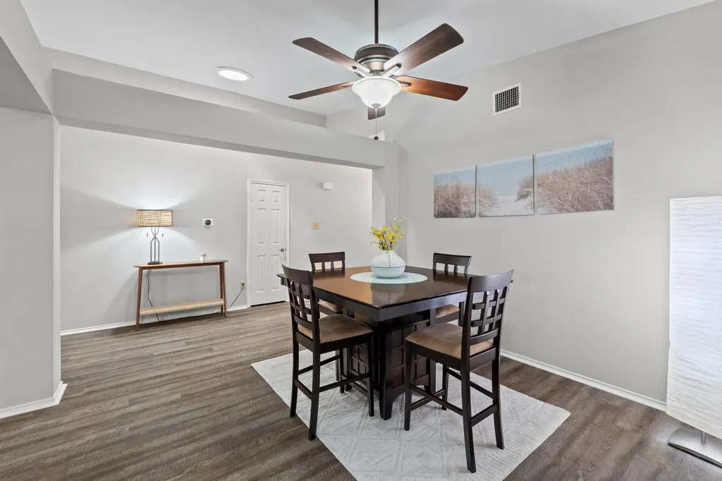 12806 Blackfoot Trail Austin TX 78729