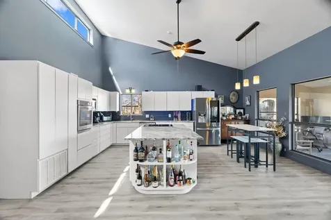 3721 Lakeview Drive Cottonwood Shores TX 78657