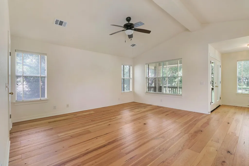 10608 Portrush Court Austin TX 78747