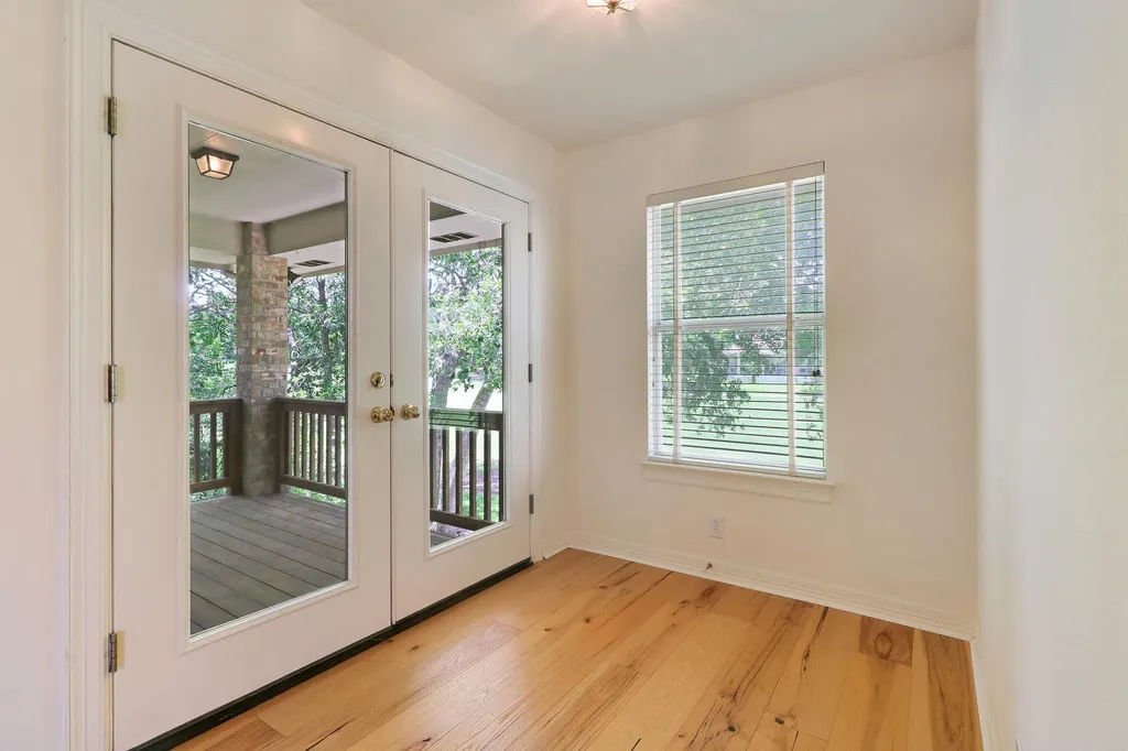 10608 Portrush Court Austin TX 78747