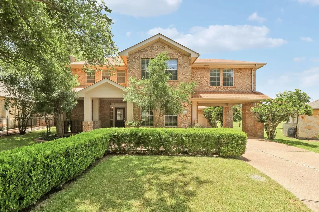 10608 Portrush Court Austin TX 78747
