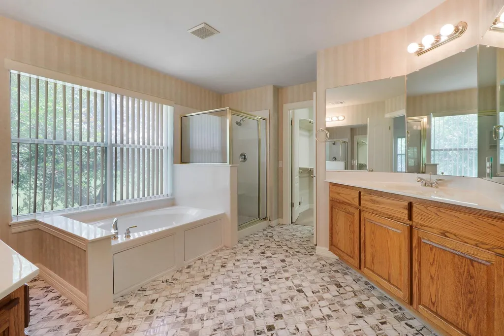 10608 Portrush Court Austin TX 78747