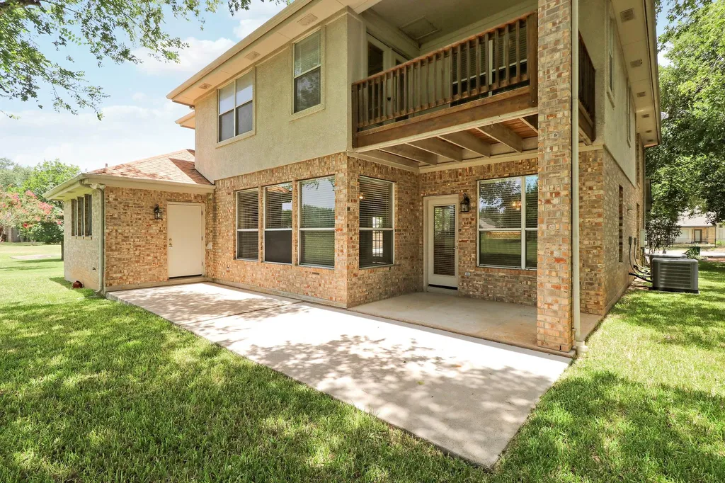 10608 Portrush Court Austin TX 78747