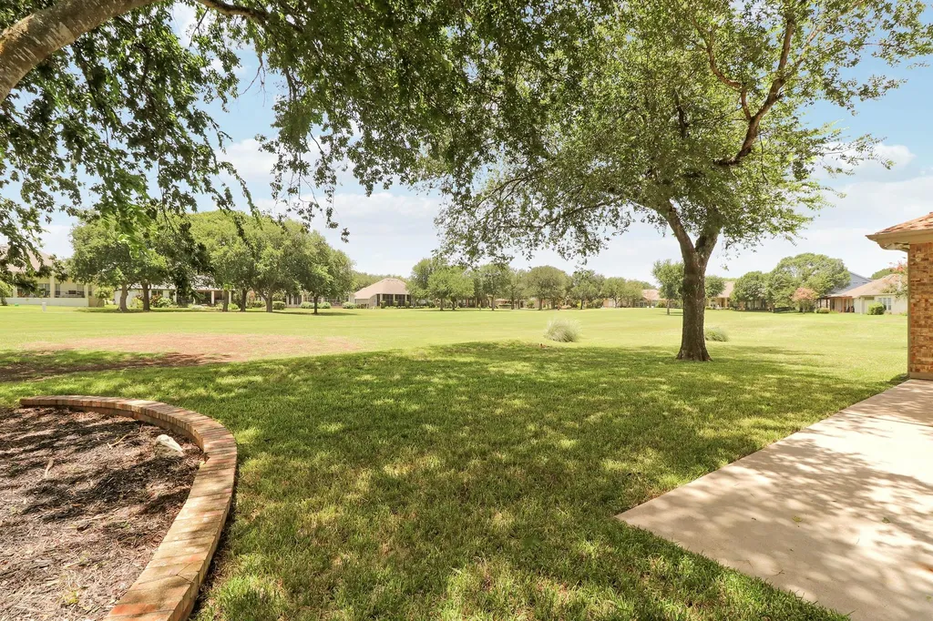 10608 Portrush Court Austin TX 78747