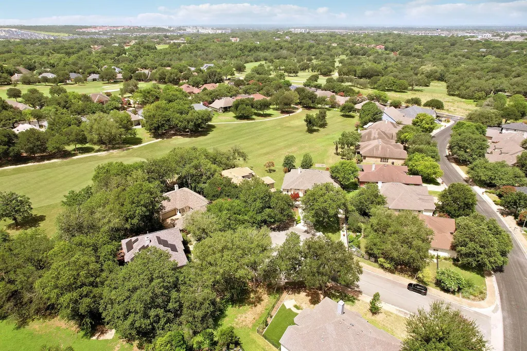 10608 Portrush Court Austin TX 78747