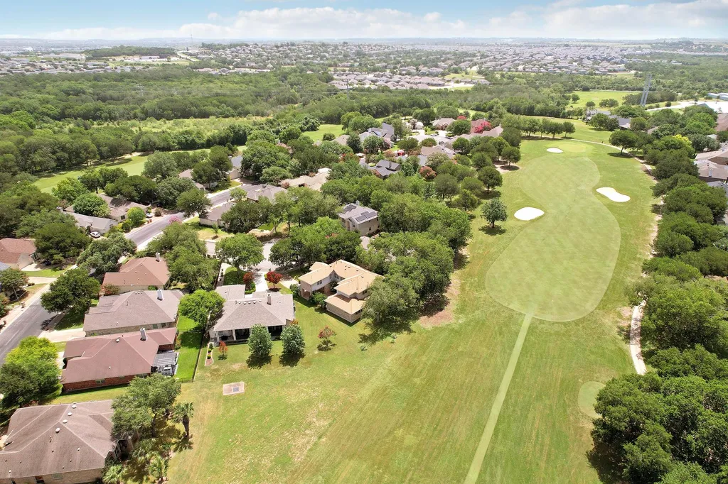 10608 Portrush Court Austin TX 78747