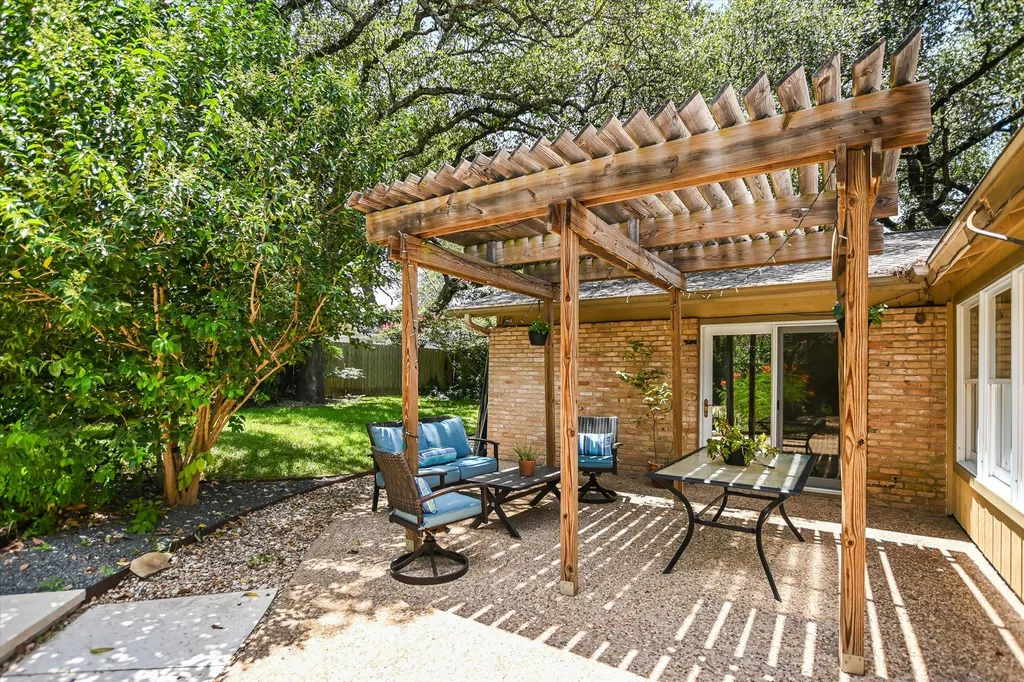 7509 Stonecliff Circle Austin TX 78731