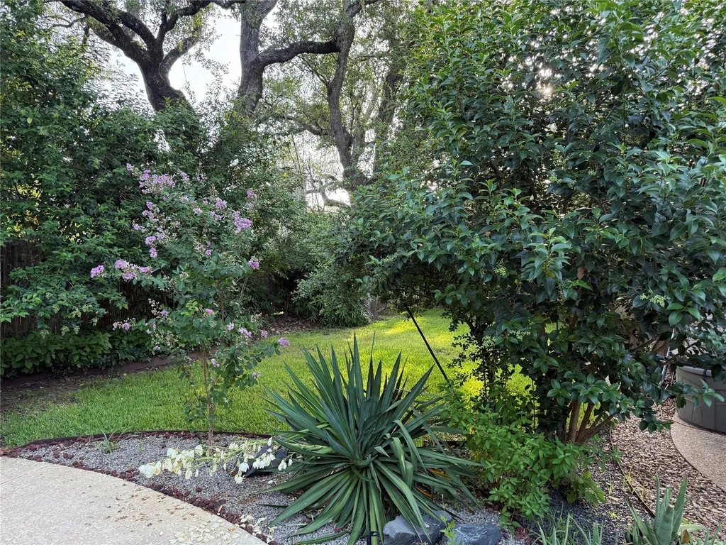 7509 Stonecliff Circle Austin TX 78731