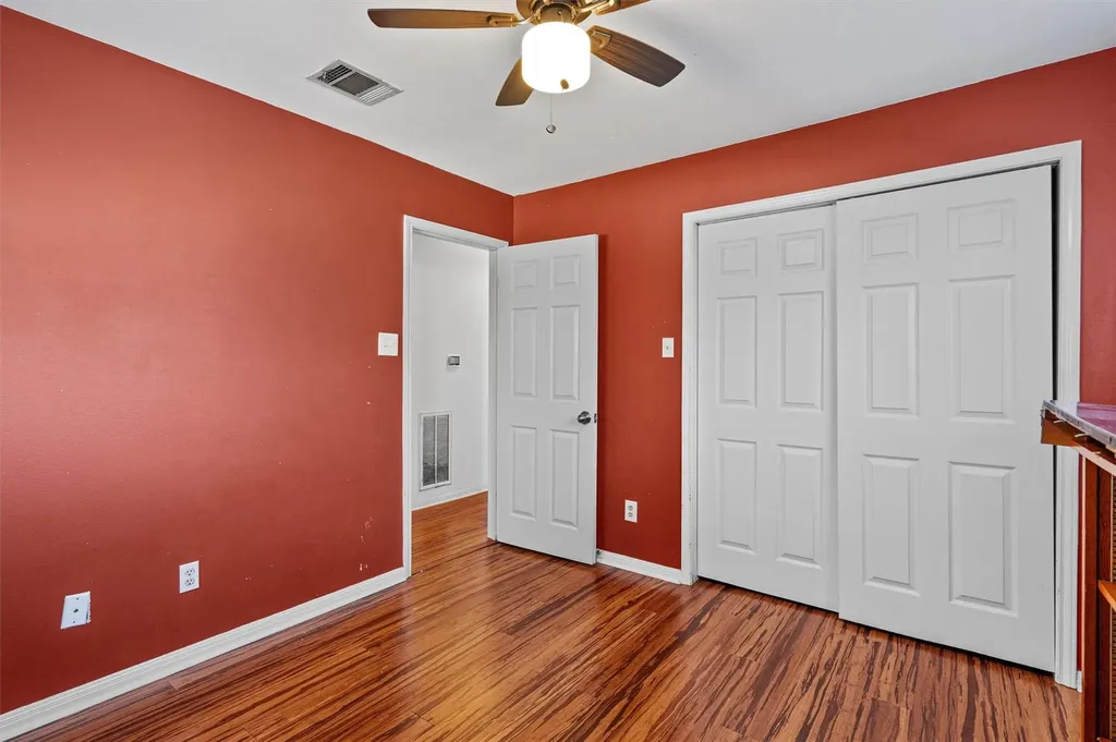 104 El Norte Court Lakeway TX 78734