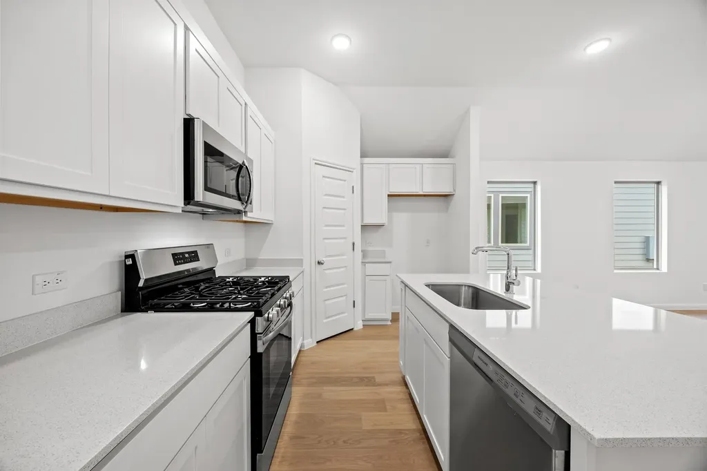 204 Hornet Street Elgin TX 78621
